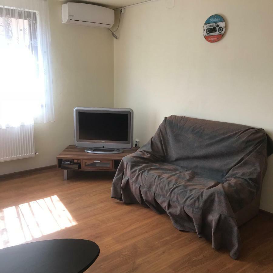 Casa In Zona Linistita, Campia Turzii Βίλα Εξωτερικό φωτογραφία