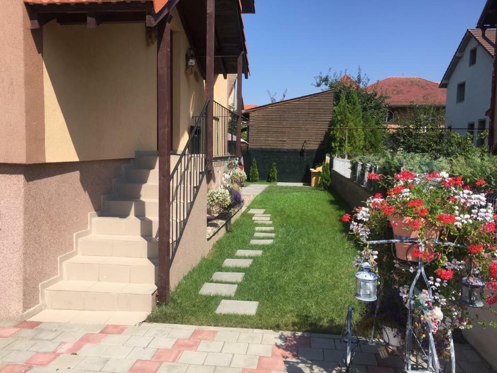 Casa In Zona Linistita, Campia Turzii Βίλα Εξωτερικό φωτογραφία